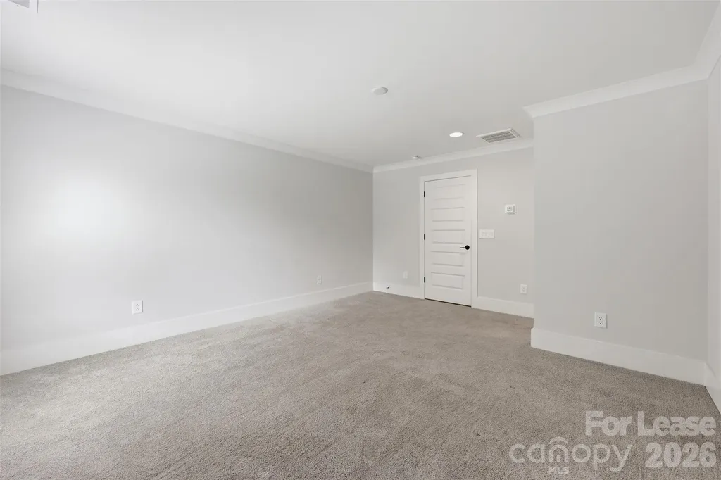 2957 Ross Avenue Charlotte NC 28208