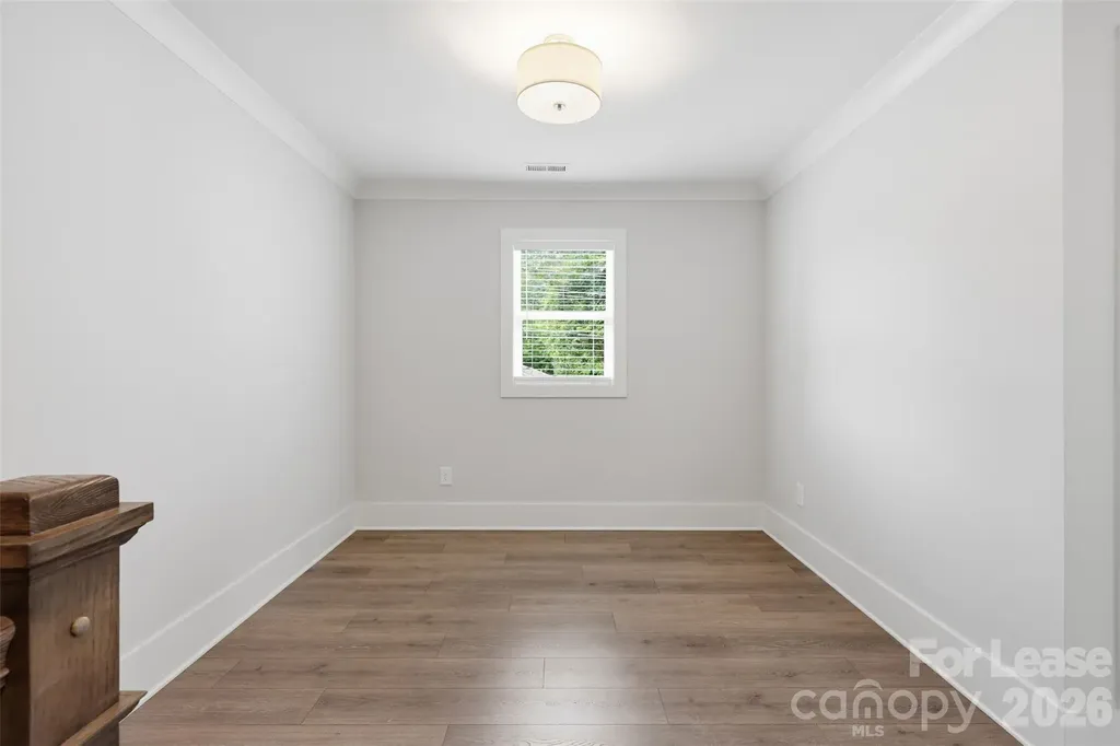 2957 Ross Avenue Charlotte NC 28208