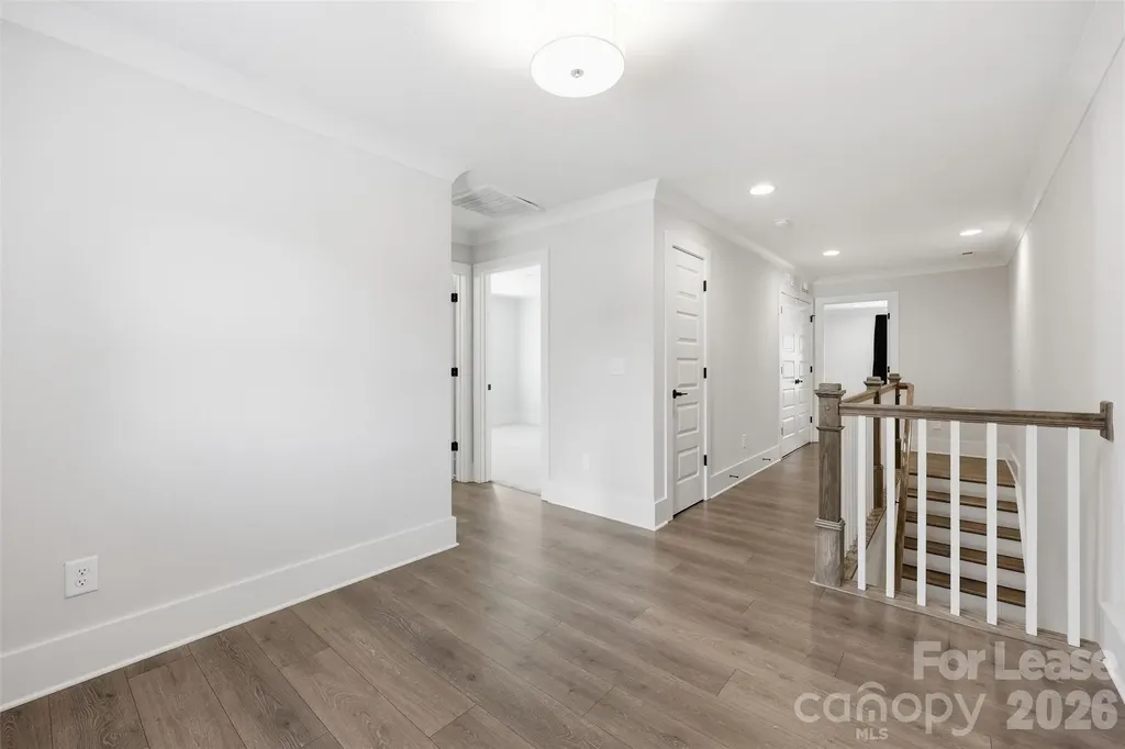 2957 Ross Avenue Charlotte NC 28208