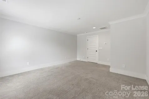 2957 Ross Avenue Charlotte NC 28208