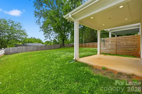 2957 Ross Avenue Charlotte NC 28208