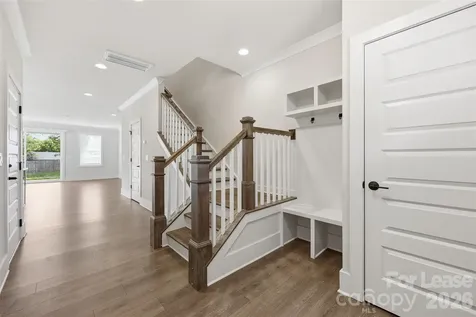 2957 Ross Avenue Charlotte NC 28208
