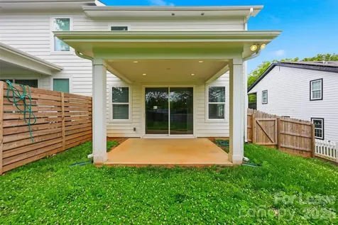 2957 Ross Avenue Charlotte NC 28208
