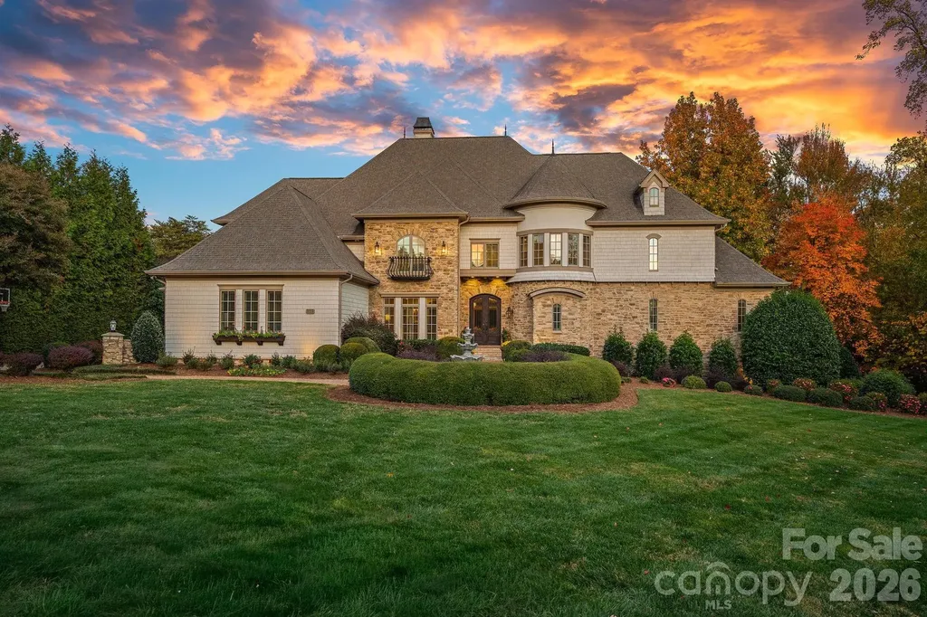 119 S Longfellow Lane Mooresville NC 28117