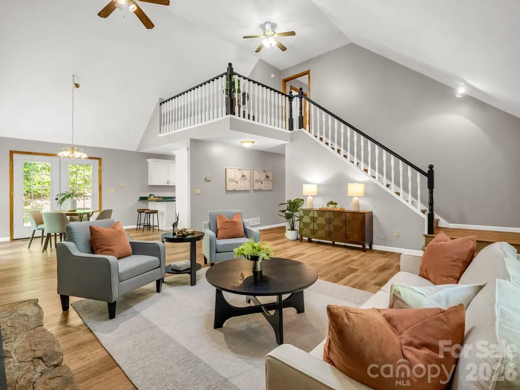 2304 Mountain Page Road Saluda NC 28773