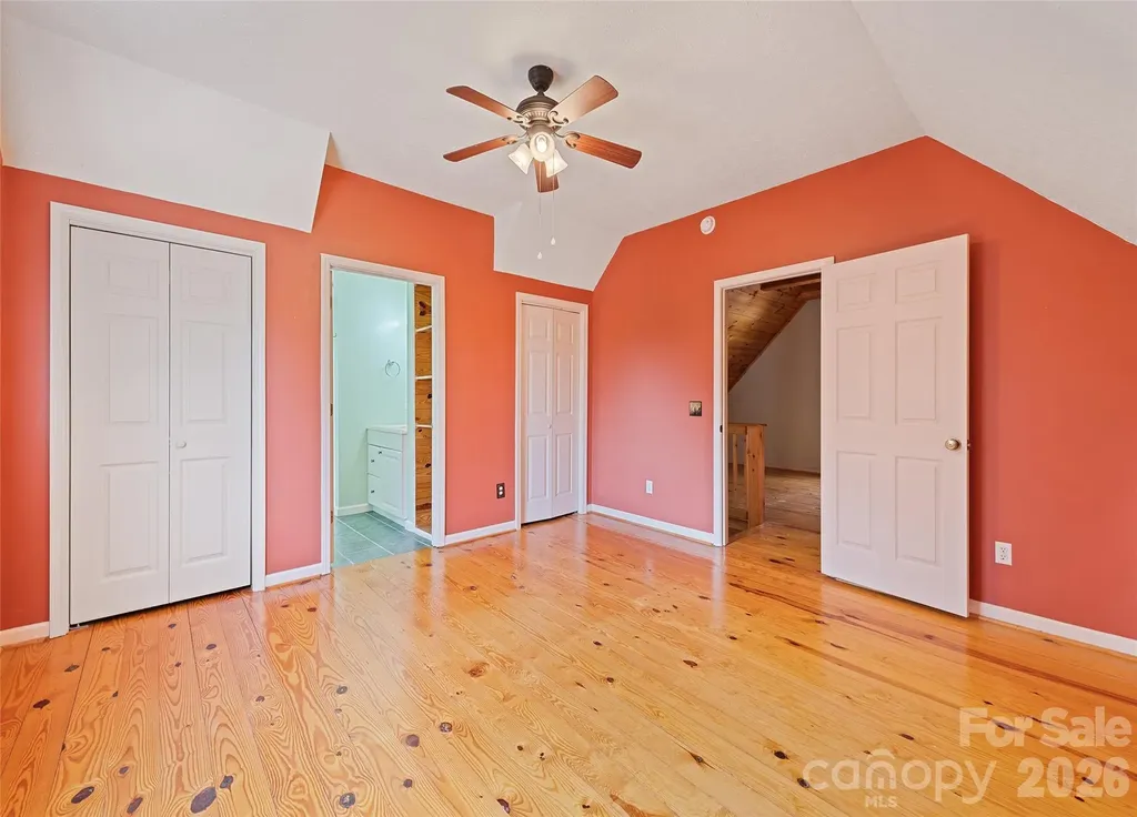 41 Trapper Lane Waynesville NC 28785