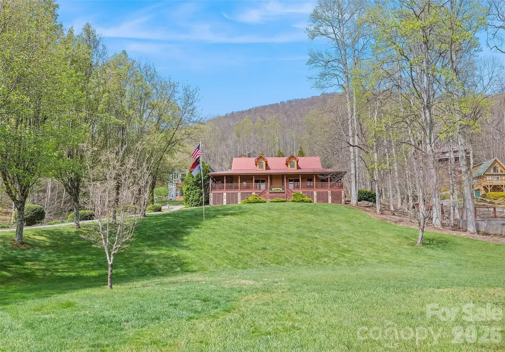 41 Trapper Lane Waynesville NC 28785