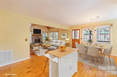 41 Trapper Lane Waynesville NC 28785