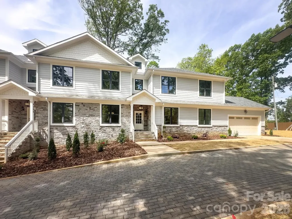 4300 Tangle Drive Charlotte NC 28211