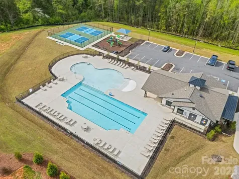 342 Court House Avenue York SC 29745