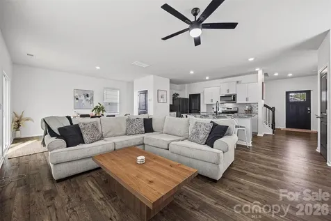 342 Court House Avenue York SC 29745