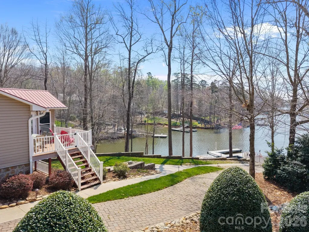 435 Lake Drive 10 Drive Lexington NC 27292