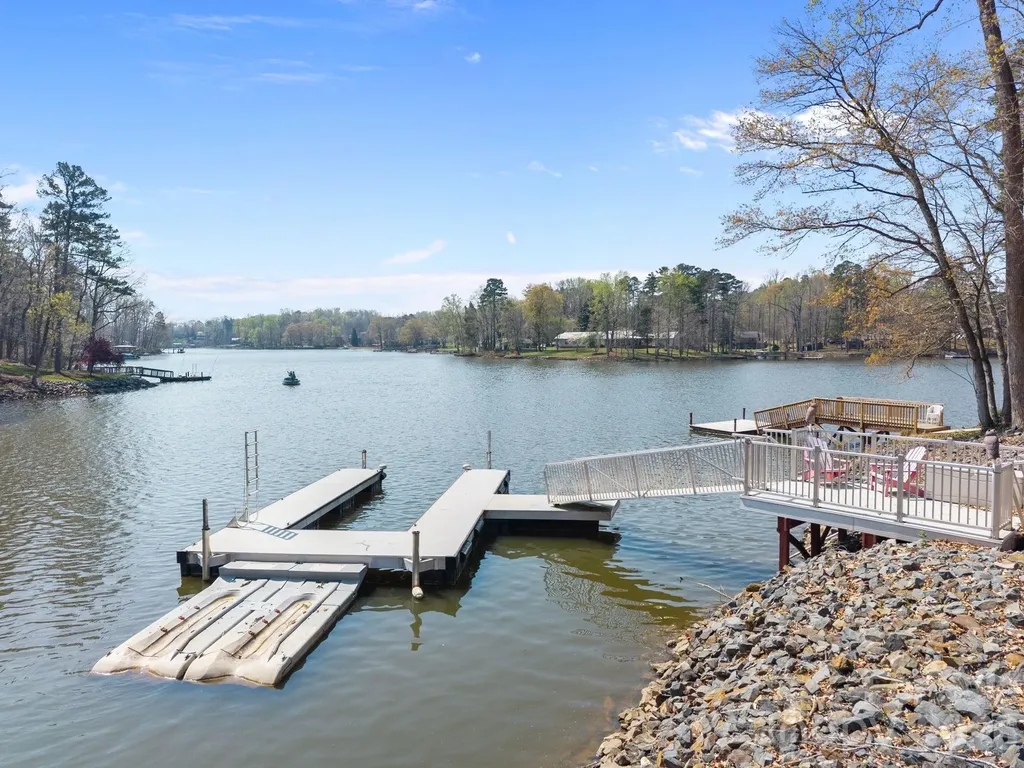 435 Lake Drive 10 Drive Lexington NC 27292