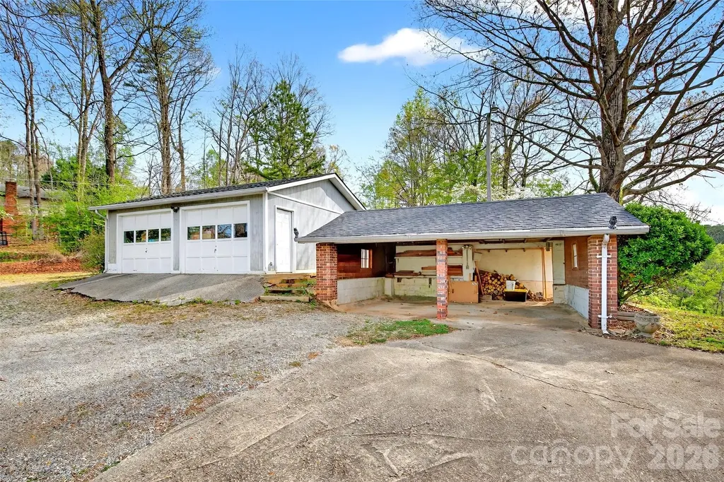 82 Landis Road Marion NC 28752