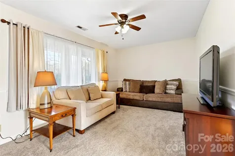82 Landis Road Marion NC 28752