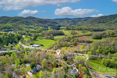 82 Landis Road Marion NC 28752