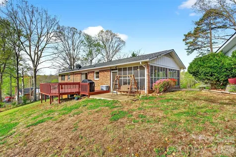 82 Landis Road Marion NC 28752