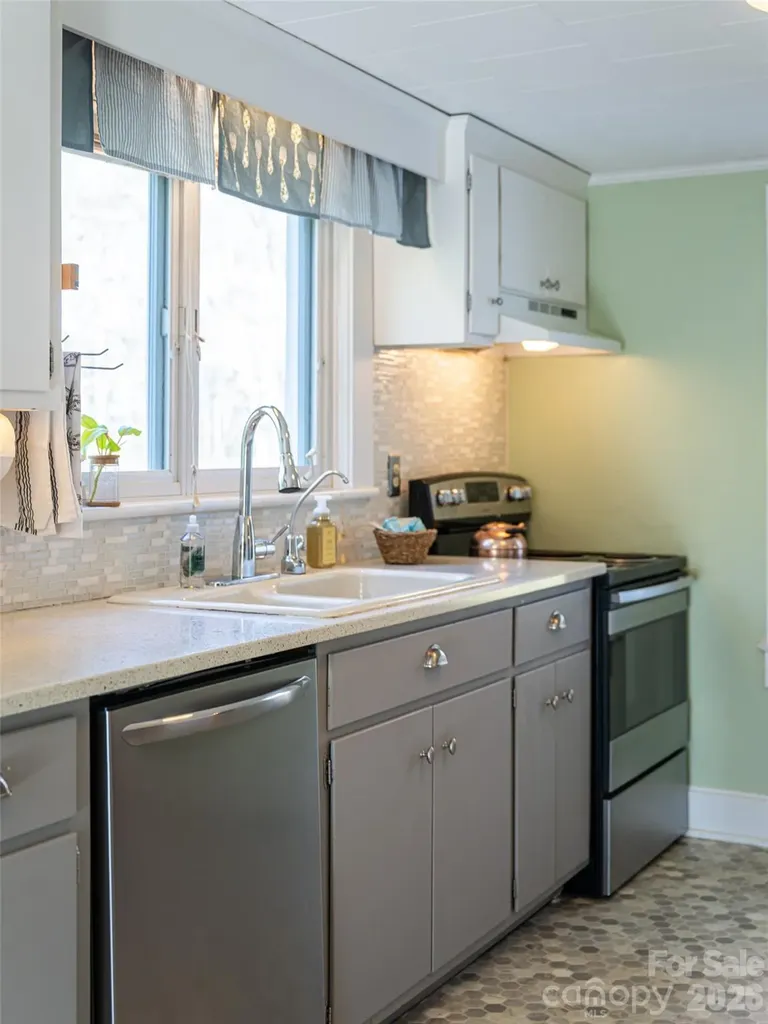 516 Onteora Boulevard Asheville NC 28803