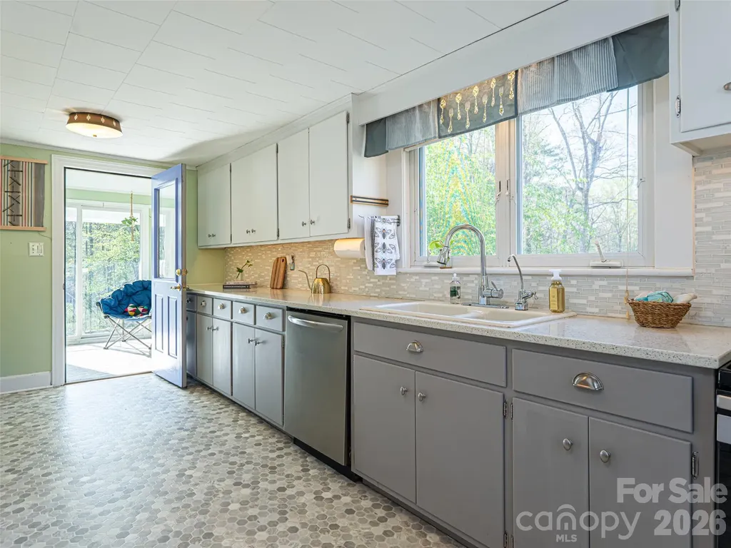 516 Onteora Boulevard Asheville NC 28803
