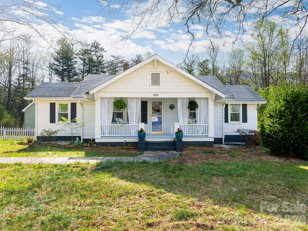 516 Onteora Boulevard Asheville NC 28803