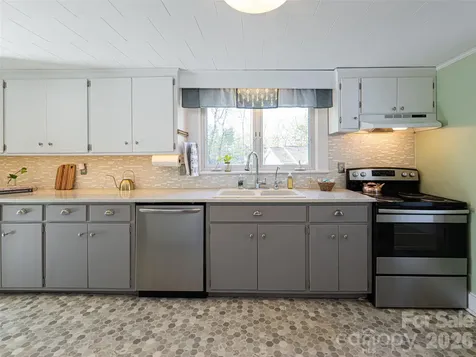 516 Onteora Boulevard Asheville NC 28803