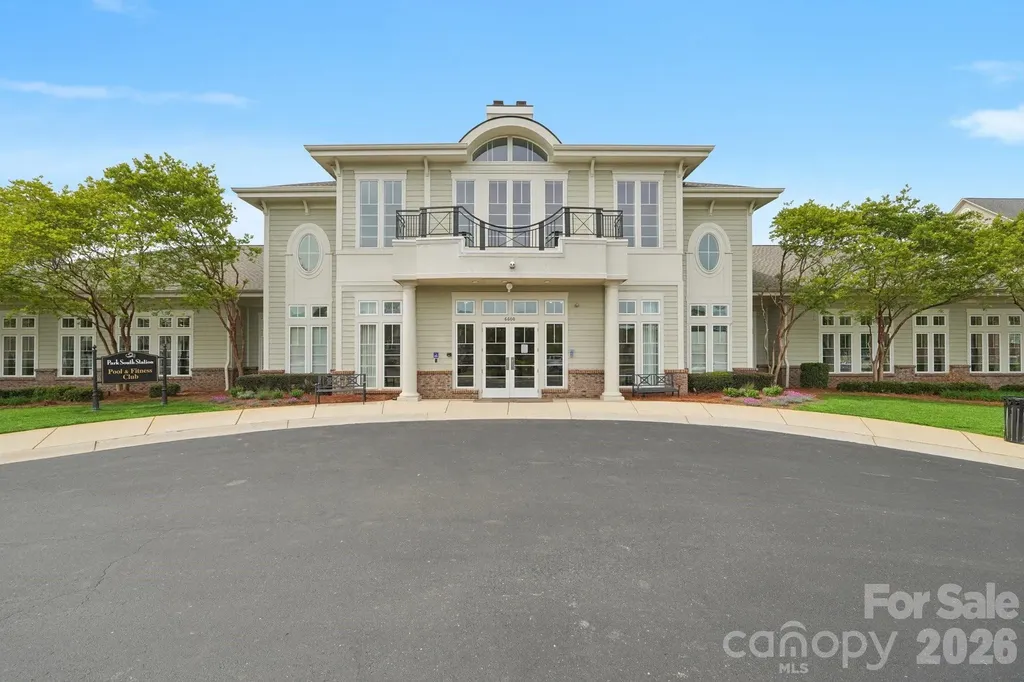 4818 Fonthill Lane Charlotte NC 28210