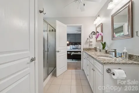 4818 Fonthill Lane Charlotte NC 28210