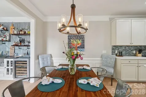 4818 Fonthill Lane Charlotte NC 28210