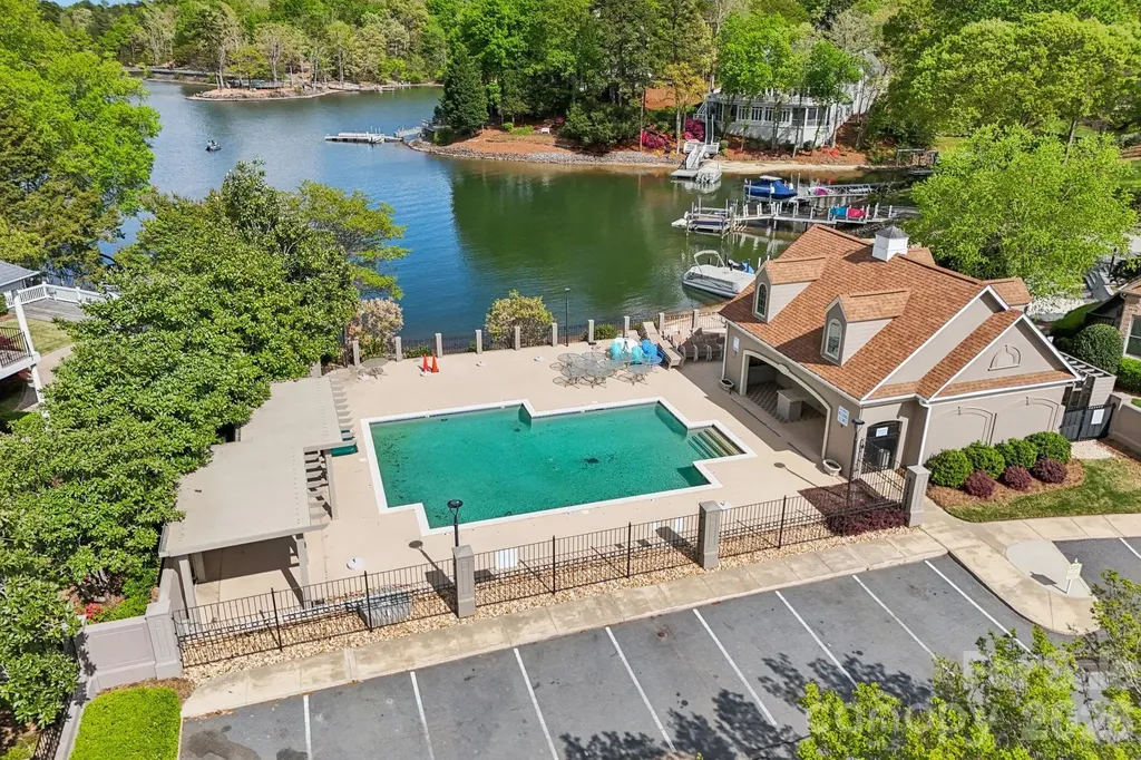 16201 Woolwine Road Charlotte NC 28278