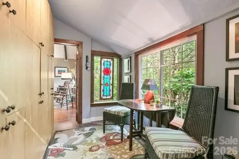 20 Deva Glen Road Asheville NC 28804