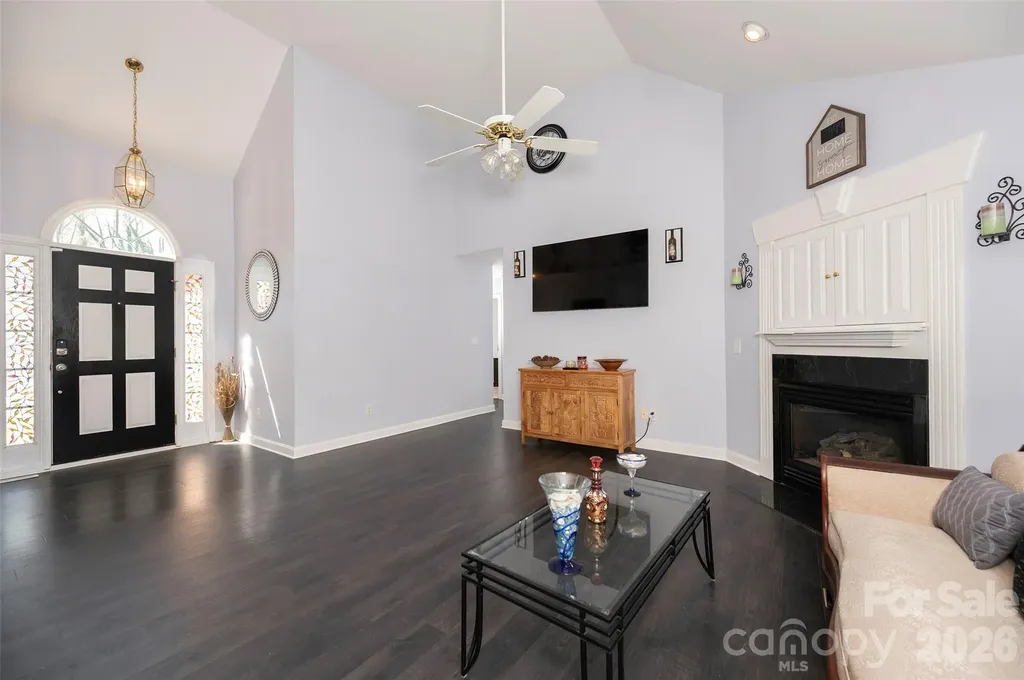 5125 Old Plantation Circle Winston Salem NC 27104