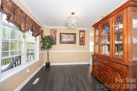 5125 Old Plantation Circle Winston Salem NC 27104
