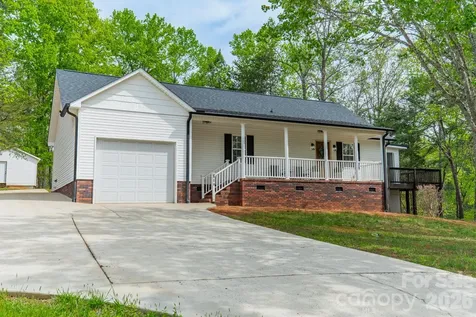 902 Cornelius Road Mooresville NC 28117