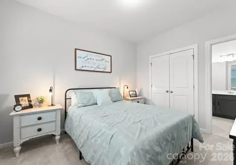 7017 Kingfisher Way Belmont NC 28012