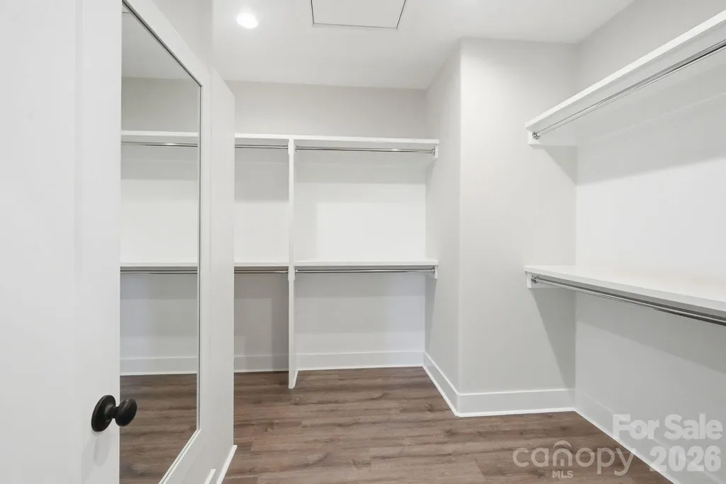 4020 Avalon Avenue Charlotte NC 28208