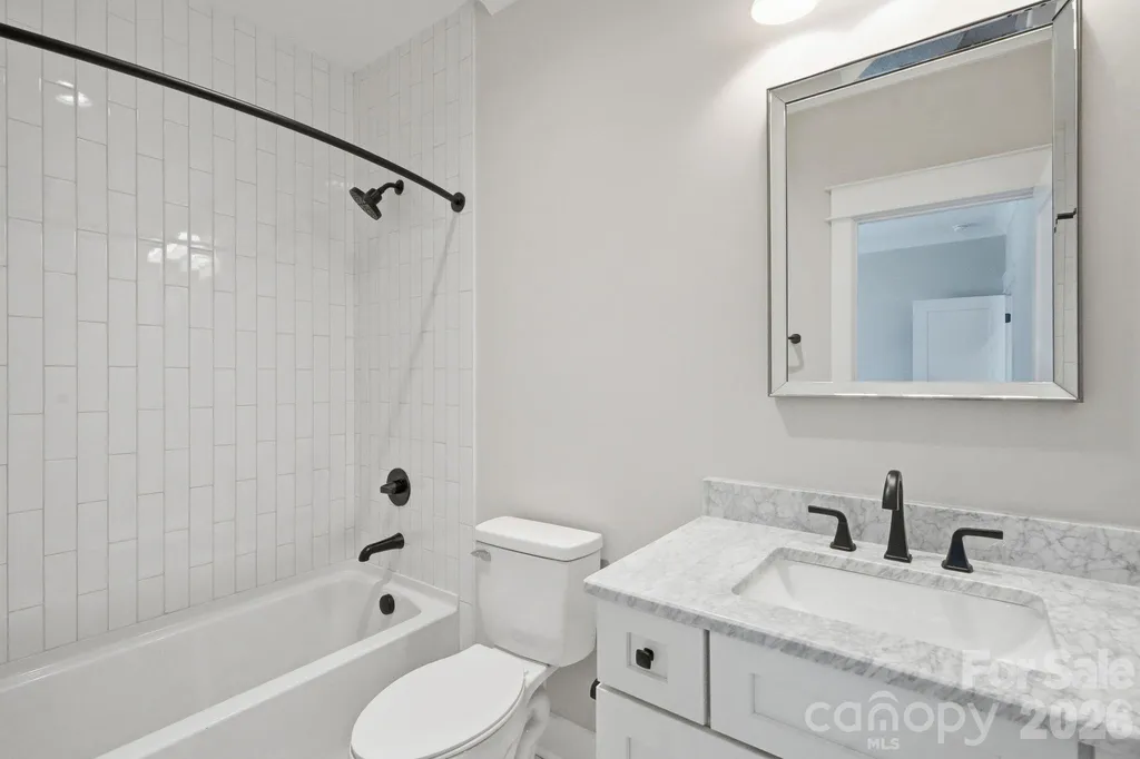 4020 Avalon Avenue Charlotte NC 28208