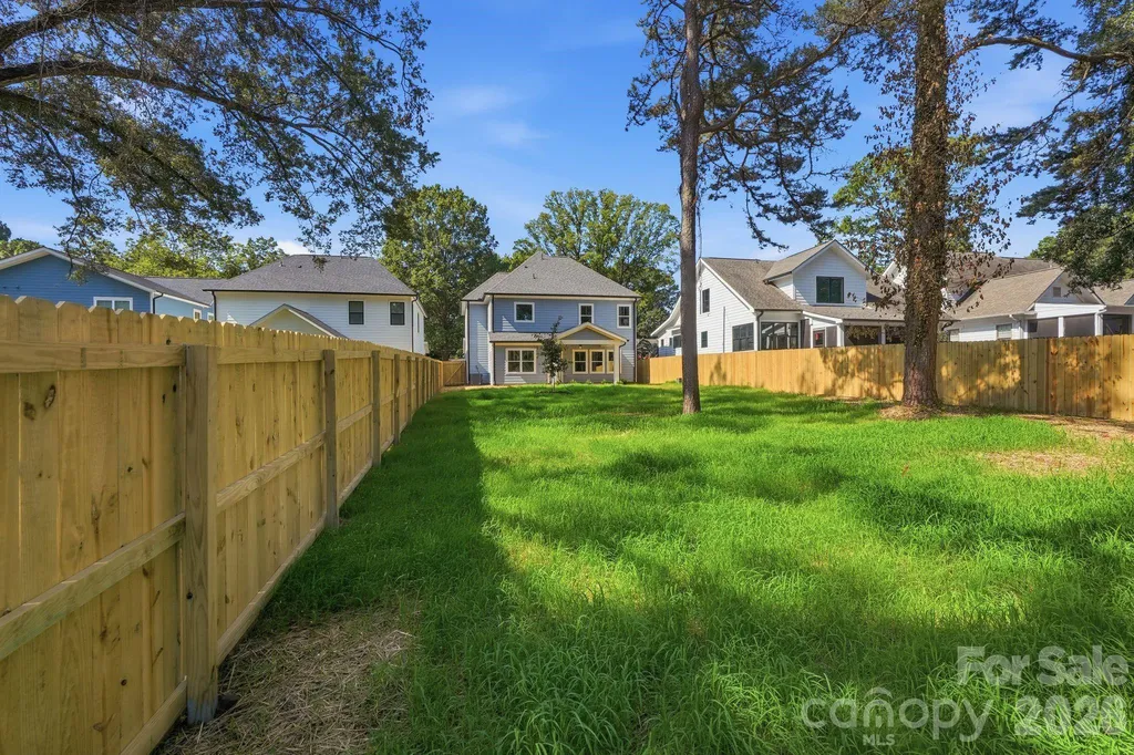4020 Avalon Avenue Charlotte NC 28208