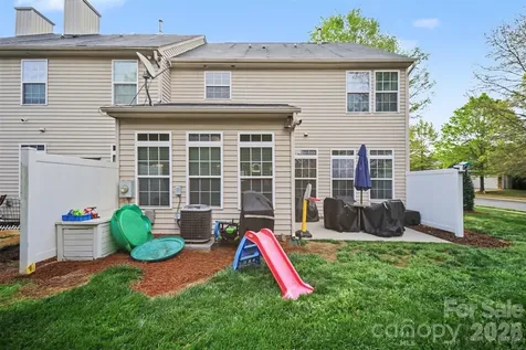 5705 Mossdale Lane Charlotte NC 28278