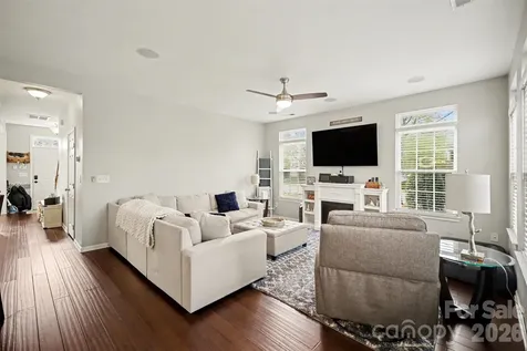 5705 Mossdale Lane Charlotte NC 28278