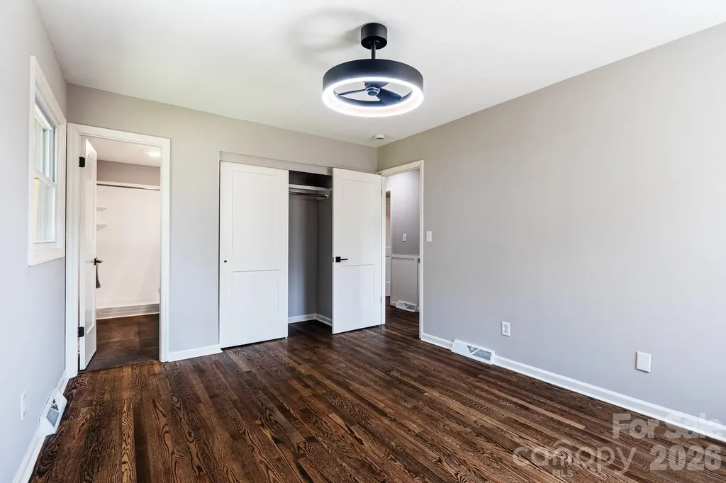 8 Hillview Road Asheville NC 28805