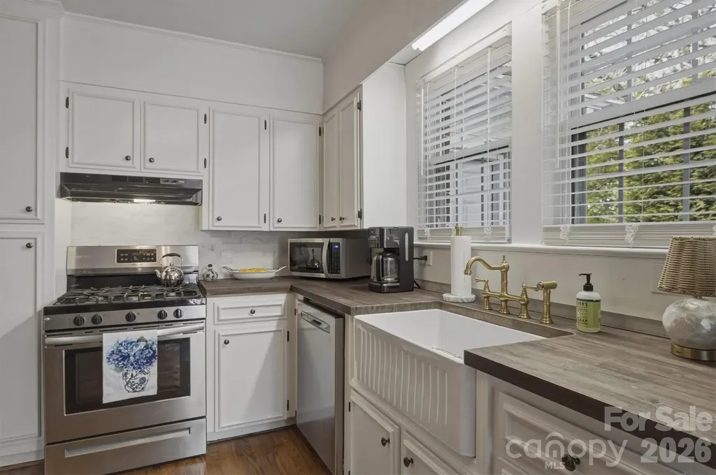 406 N Green Street Morganton NC 28655