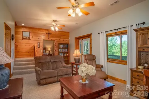 153 Brandy Ridge Brevard NC 28712
