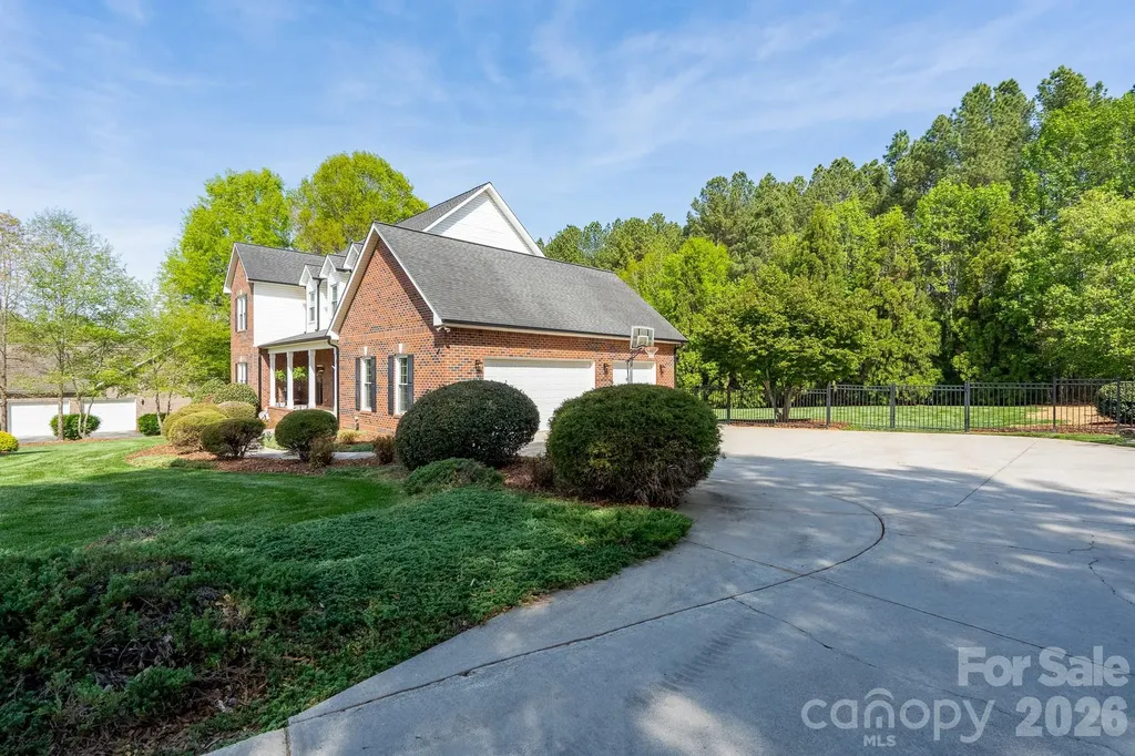 176 Spring Forest Drive Statesville NC 28625