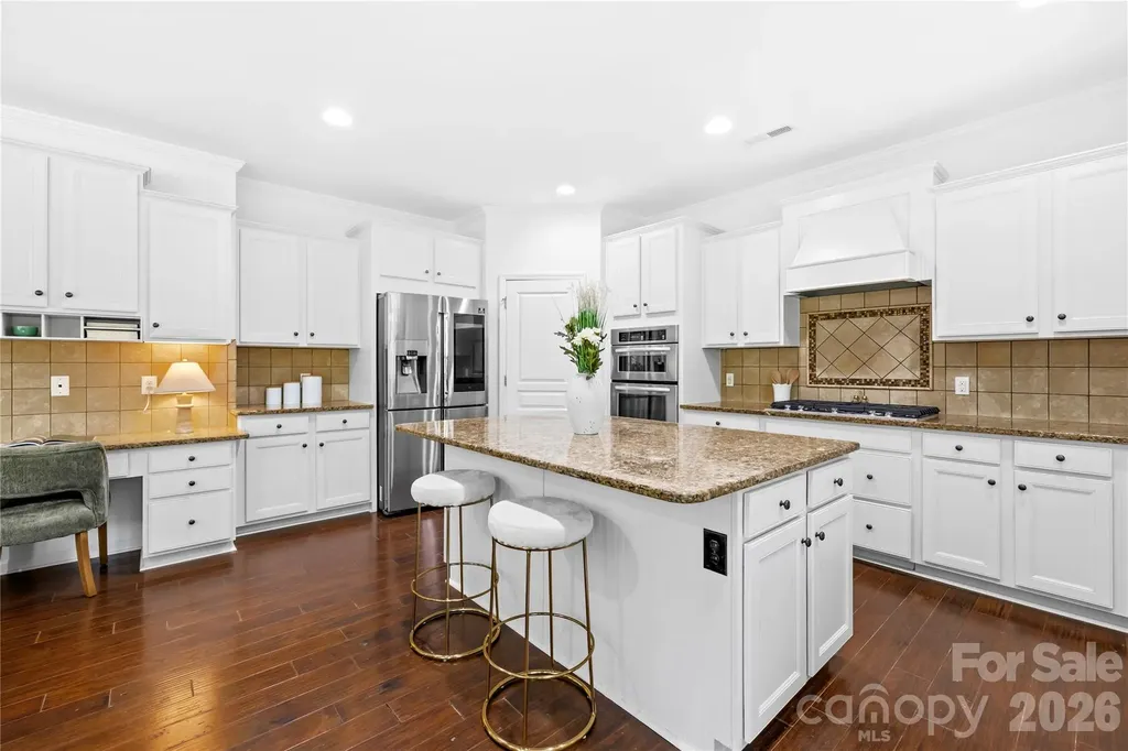 2805 Julian Glen Circle Waxhaw NC 28173