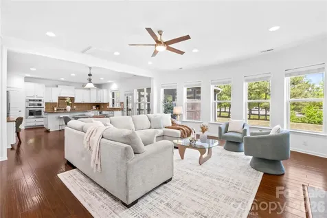 2805 Julian Glen Circle Waxhaw NC 28173