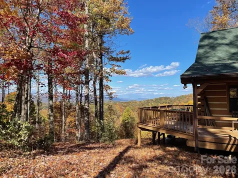 178 Tablerock Drive Saluda NC 28773