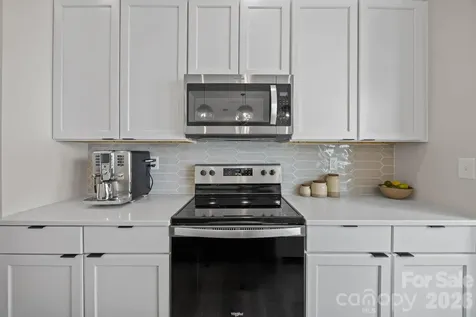 513 Strong Avenue Charlotte NC 28205
