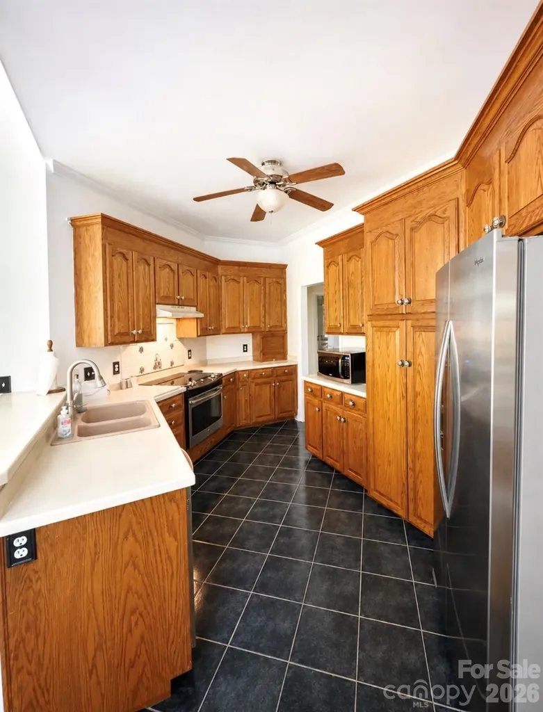 5406 Club View Drive Concord NC 28025