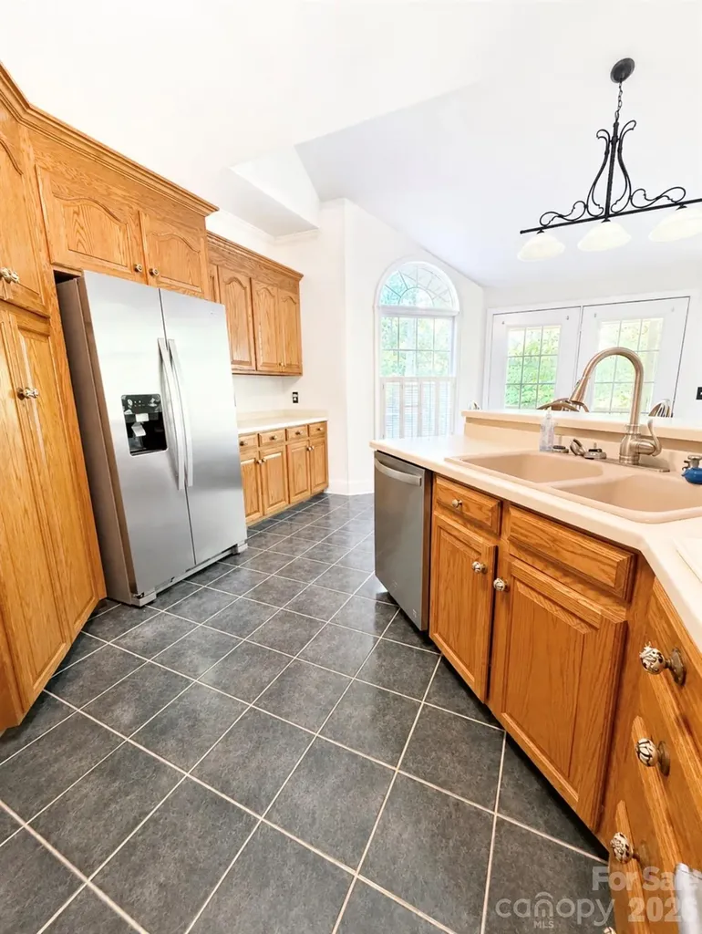 5406 Club View Drive Concord NC 28025
