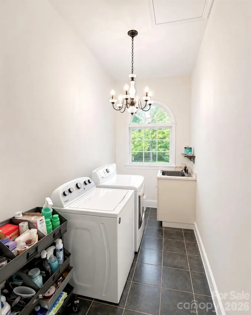 5406 Club View Drive Concord NC 28025